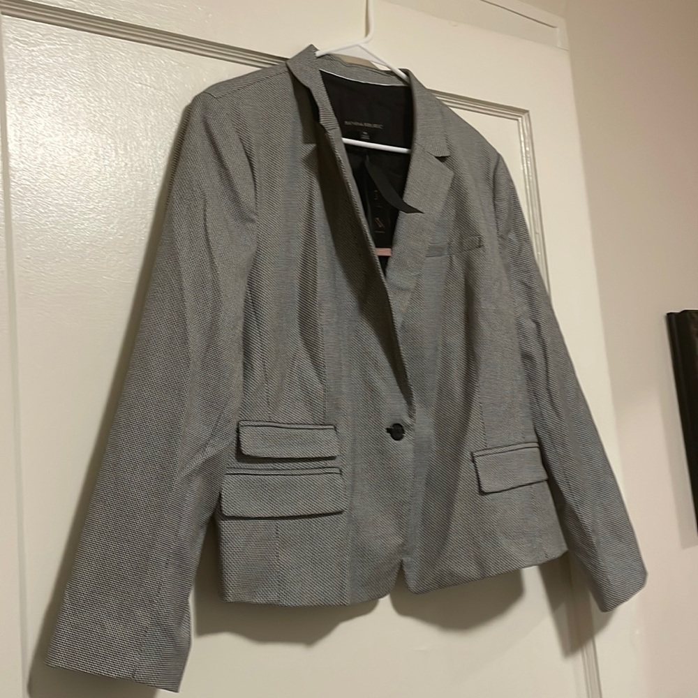 Houndstooth blazer